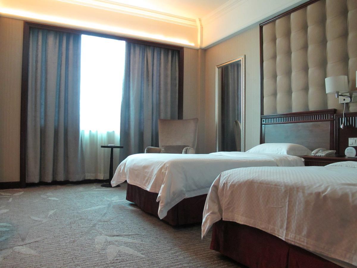 Guangzhou Nanfang Yiyuan Hotel Bagian luar foto